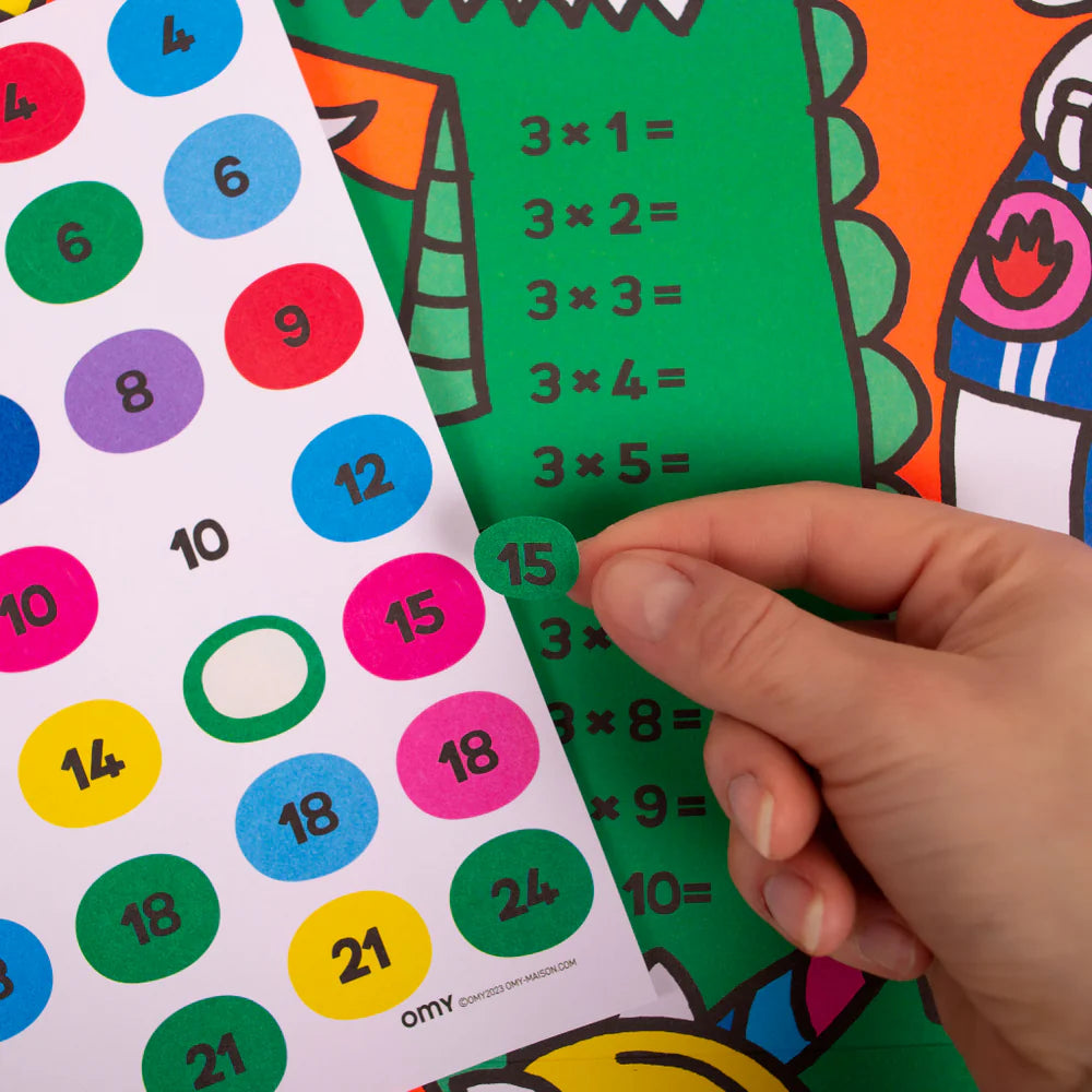 Poster de Multiplicação com Autocolantes - OMY School